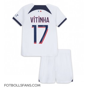 Paris Saint-Germain Vitinha Ferreira #17 Replika Bortatröja Barn 2023-24 Kortärmad (+ Korta byxor)